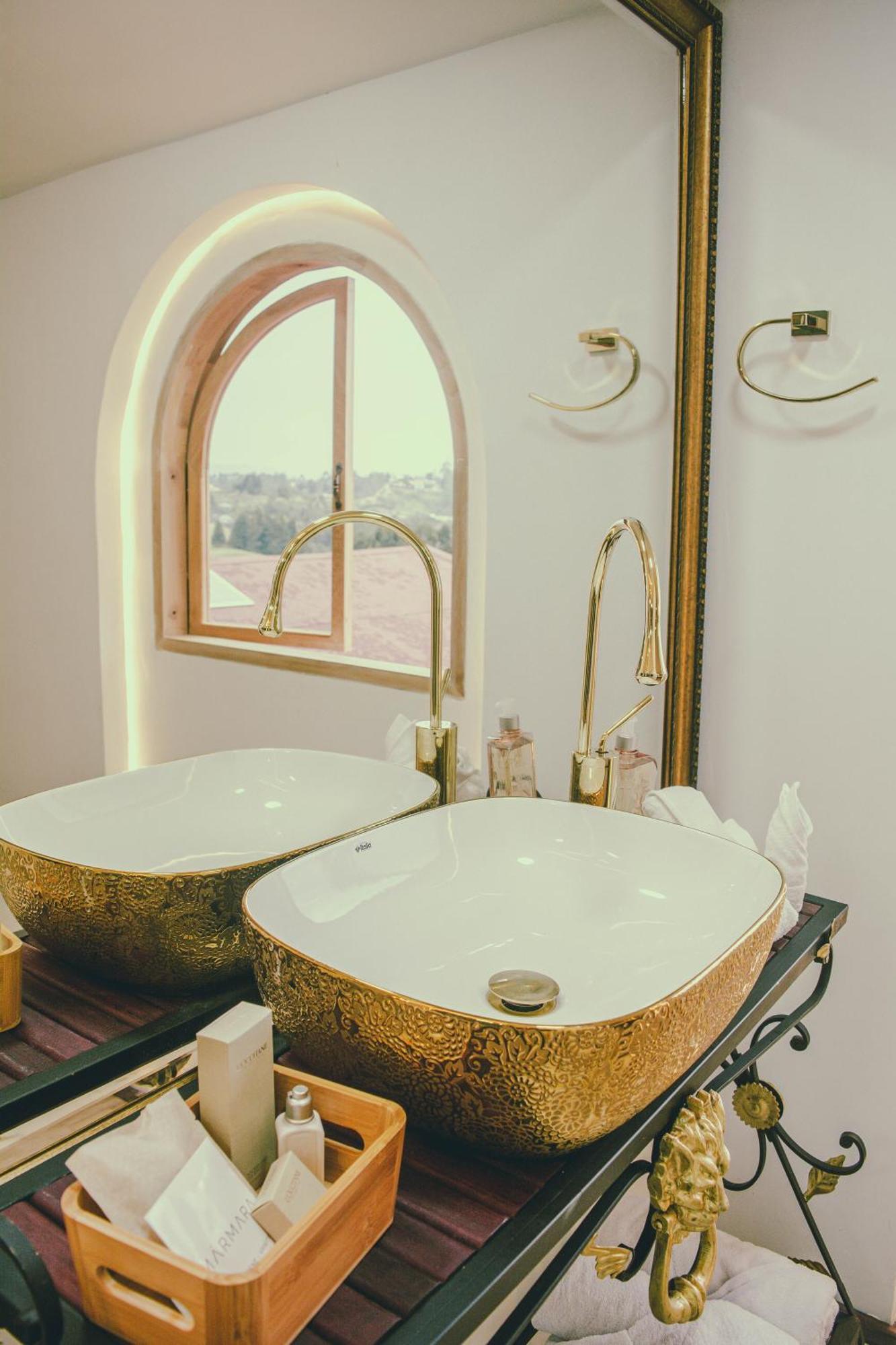 Oeroek Hotel Ріонегро Екстер'єр фото